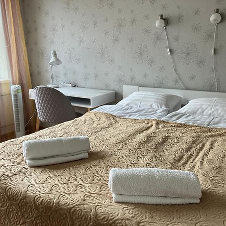 Апартаменти Stuudio 17 Курессааре Екстер'єр фото